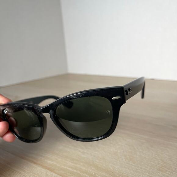 Ray-Ban RB4169 Laramie 601 Sunglasses READ Black Frames Made in Italy RARE! - Picture 8 of 15